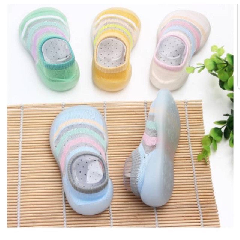 Sepatu Bayi Baby Newborn Kaos Kaki Bayi Prewalker Shoes Baby Antislip Alas Karet Korea Lucu Murah