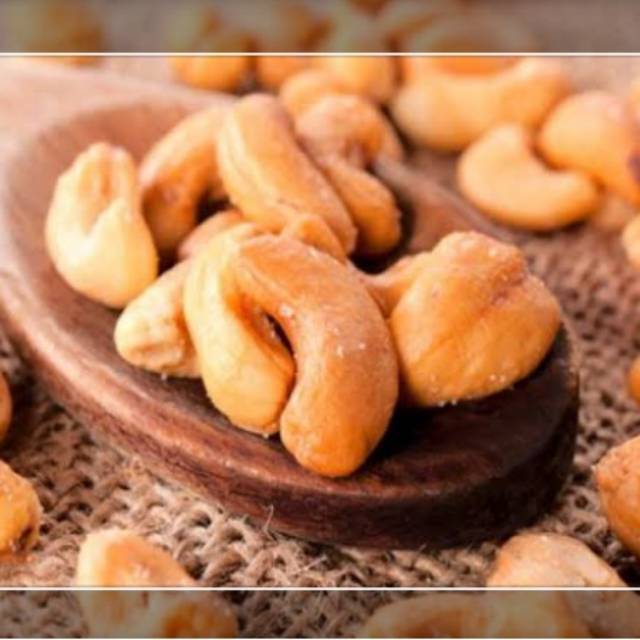 

Kacang Mede GORENG SUPER 1kg