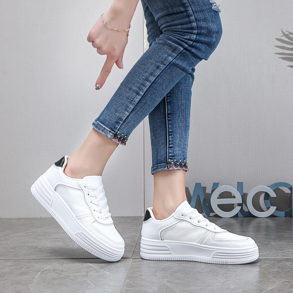 Sepatu Sneakers Wanita Import Hak Tinggi Sepatu Kasual Perempuan Sepatu Multifungsi