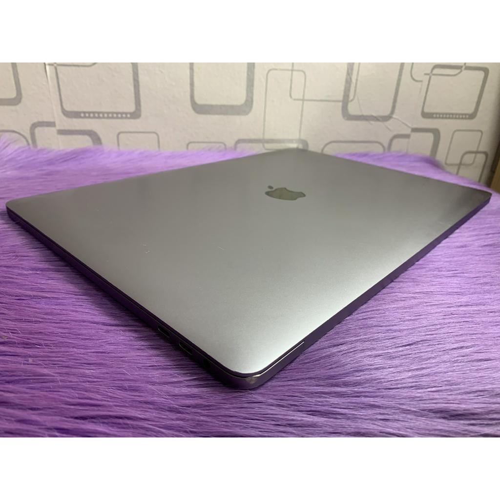 MacBook Pro Retina 2016 i7 15in 16GB 256GB Dual VGA Touchbar