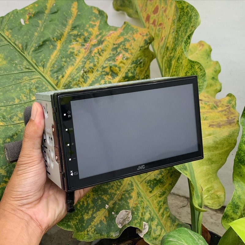 Headunit deckless JVC KW- M24BT copotan IGNIS segel