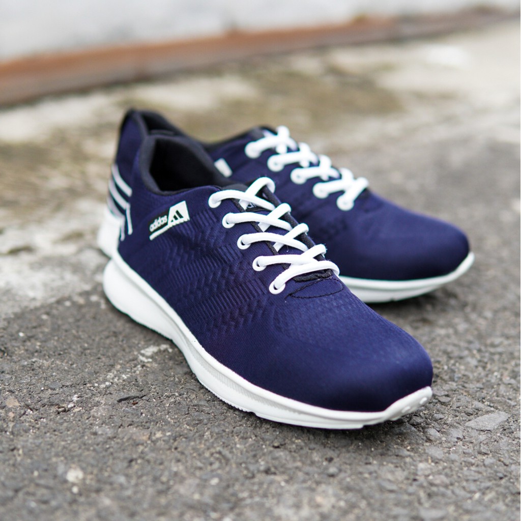 COD Sepatu Sneakers Olahraga Pria Outdoor / Sepatu Adidas Flyknit Navy Running Gym Fitness Murah