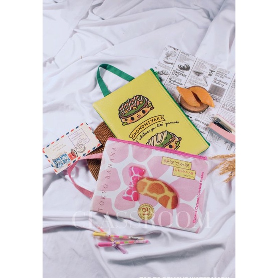 

CLASSROOM tas map/tas file/ tas multifungsi/ tas lucu