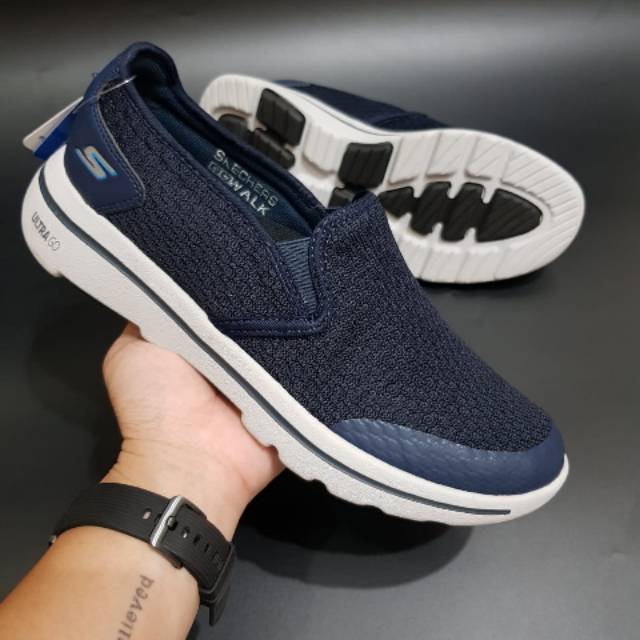 sepatu skechers go walk 5
