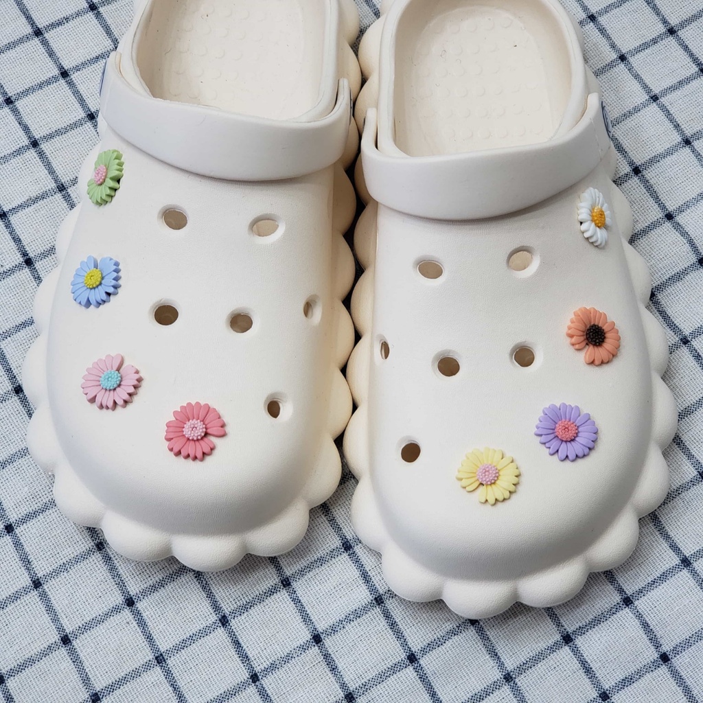 @shinydiy 8pcs Kancing Sepatu Bentuk Bunga Daisy crocs / jibbitz / Button crocs / Charm / DIY | asesoris wanita｜crocs jibbitz