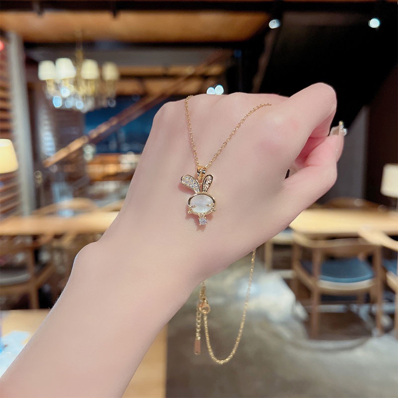 XiaoboACC  Kalung Rantai Titanium Steel Lapis Emas 18K + Liontin Kelinci Aksen Zircon Opal Untuk Wanita - 38CM+6CM