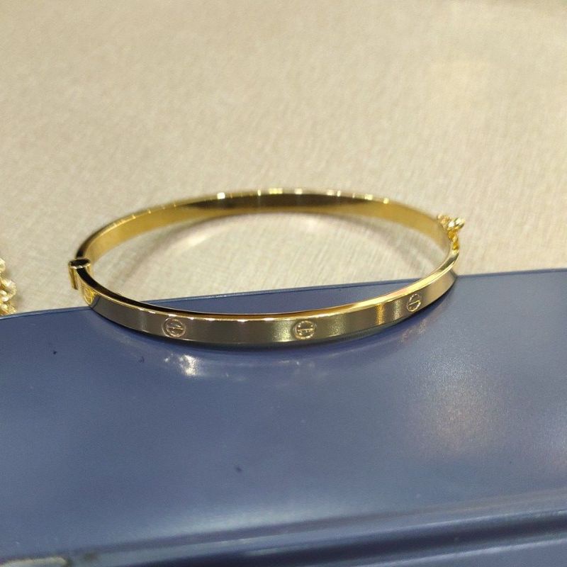 Gelang cekak Cartier kadar 375%8k