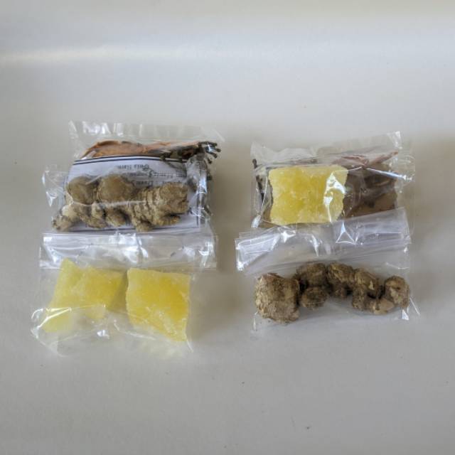 

Wedang uwuh Lengkap jahe & gula( 1 pack isi 10pcs)