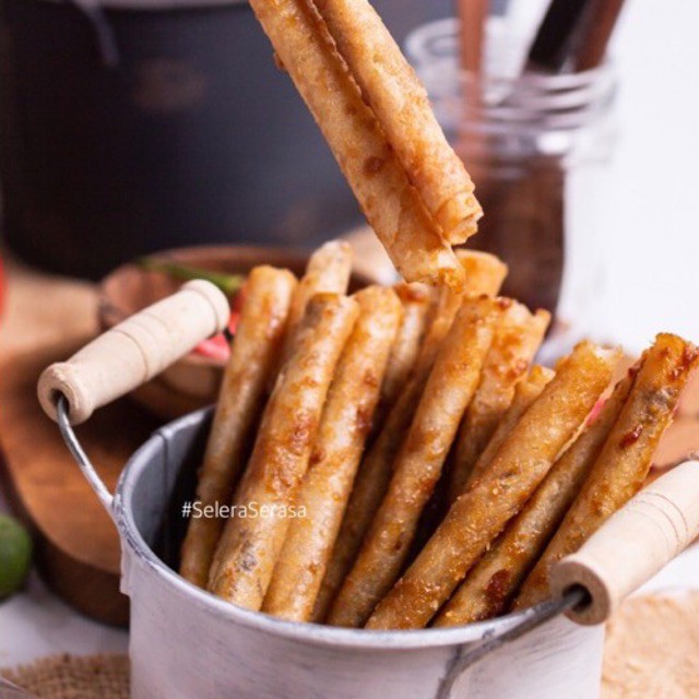 

Lumpia Pisang Sale Serasa