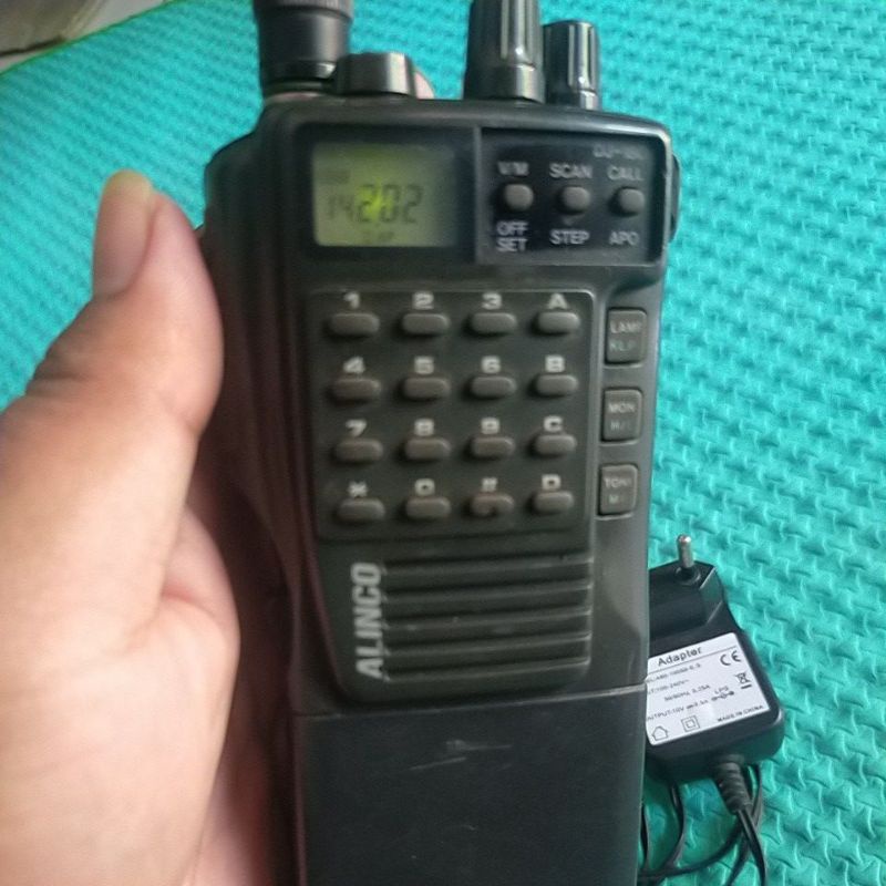 HT ALINCO DJ-180 VHF 136-174Mhz