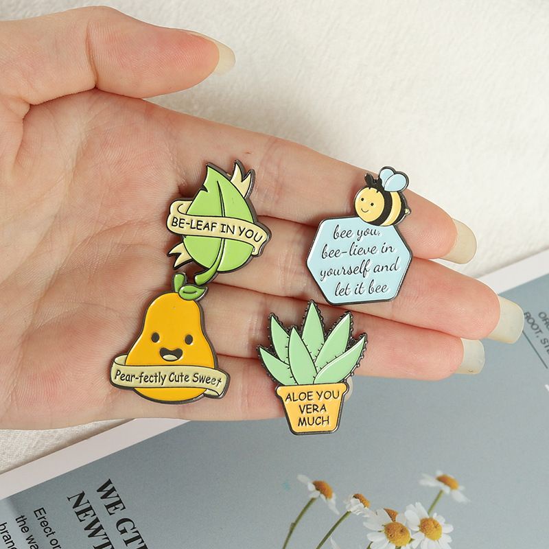 07.07 BIG SALE !! PIN ENAMEL / BADGE /FUNNY BADGE / ACCESORIES TAS/ BROS