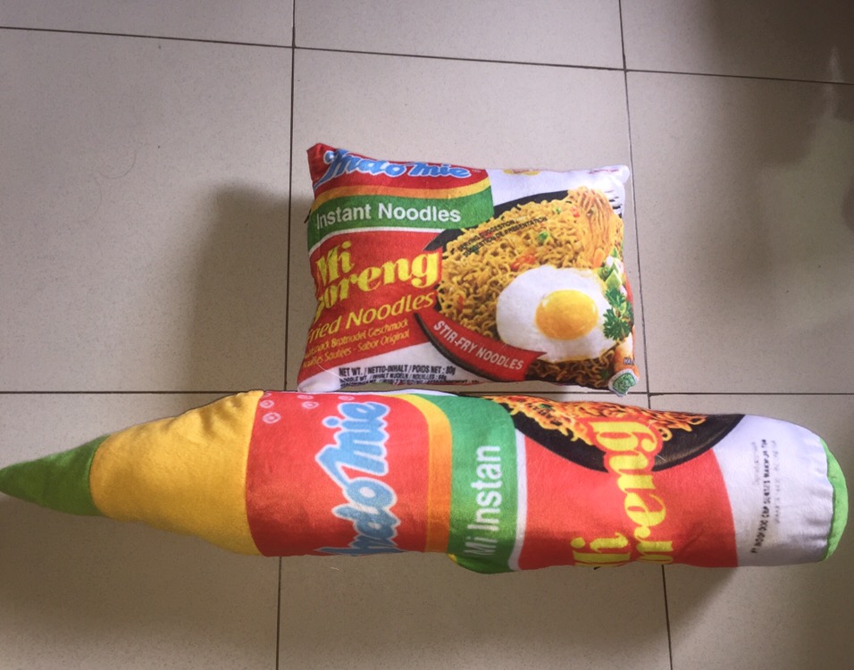 Set Snack Bantal Guling Pensil Bahan Yelvo