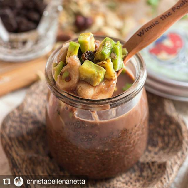

ChiPodz Chocolate Almond Milk Fruits #chiapudding #dessert (simpan di freezer)