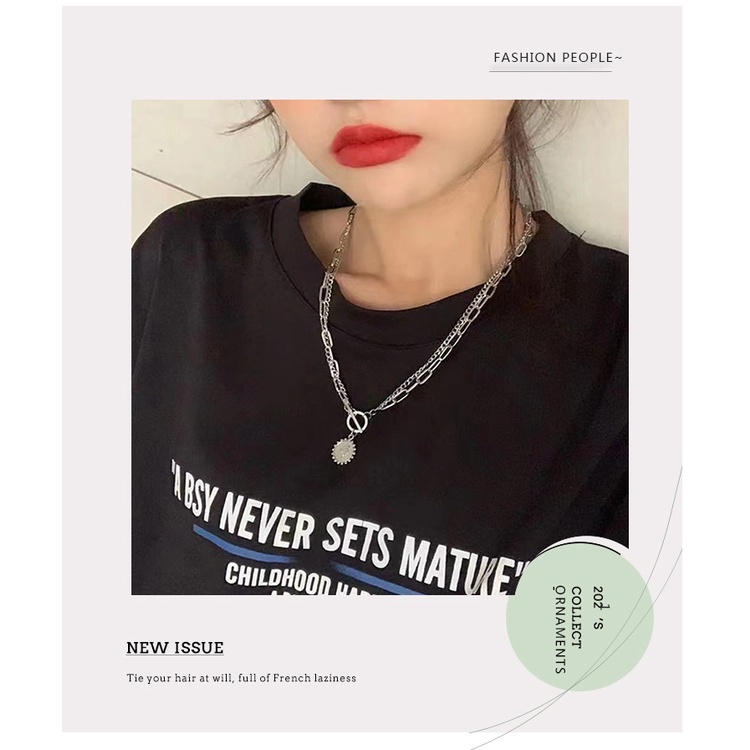 Fashion merek retro double-layer bulat merek potret titanium steel kalung pria dan wanita yang sama