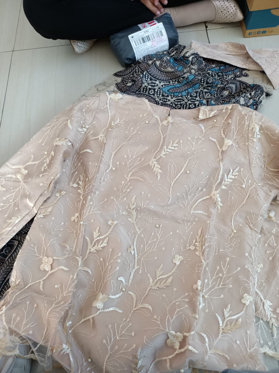 Maura Couple - Sania Ruffle Batik Couple Ori Ndoro Jowi Dnt Garansi Termurah Shopee - Akt Id