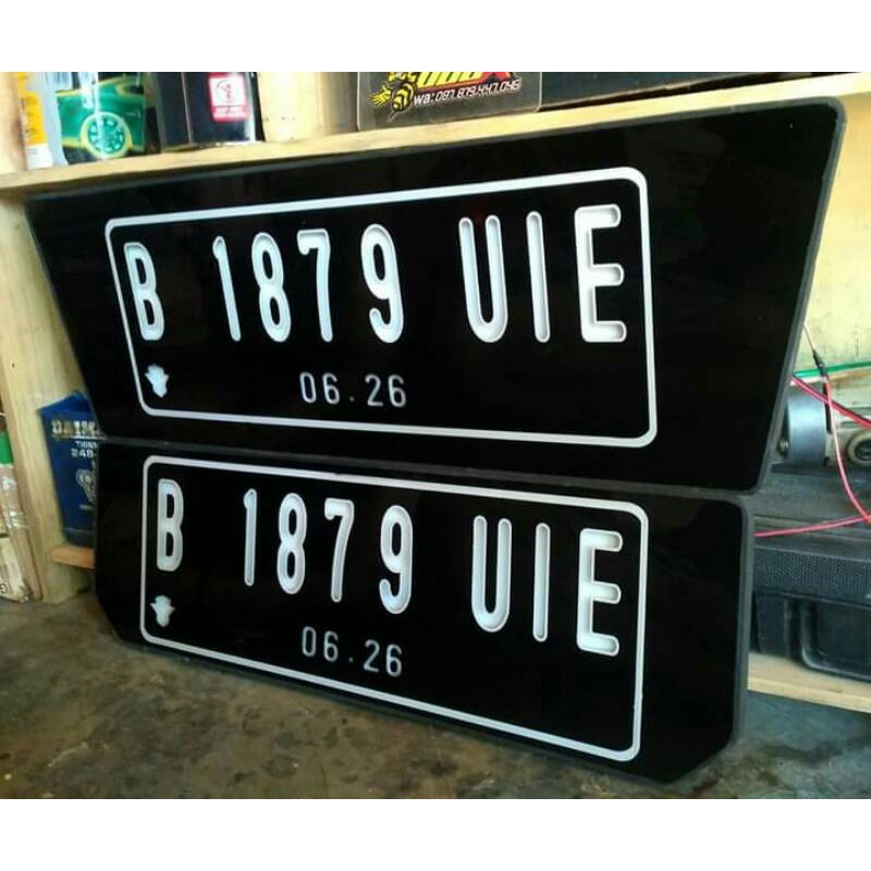plat nomor mobil akrilik LED