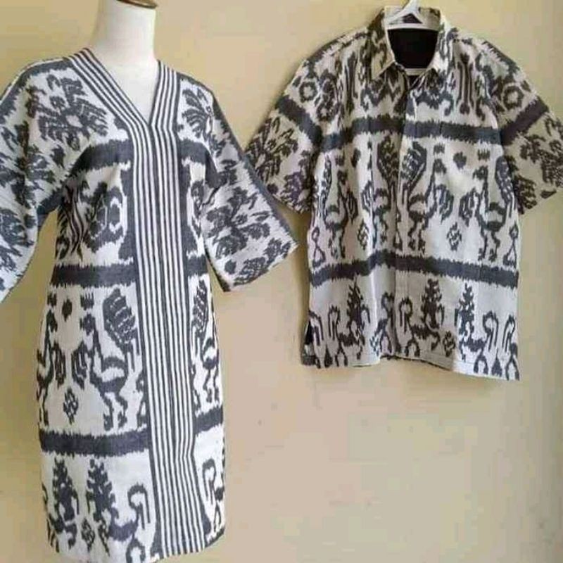 couple tenun troso etnik