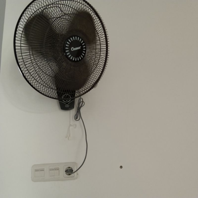 kipas angin dinding cosmos