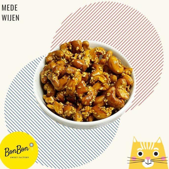 

Kacang Mede Wijen / Kacang Mete Wijen / Mede Manis / Sesame Cashews Dudung.Store