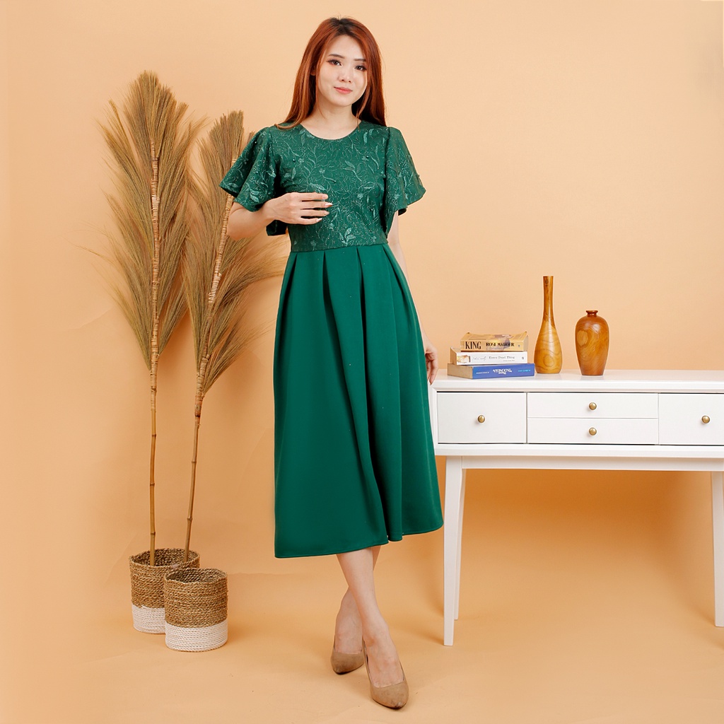 Fashion wanita #4193 , Medium dres scuba import kombinasi tile bordir gliter mutiara