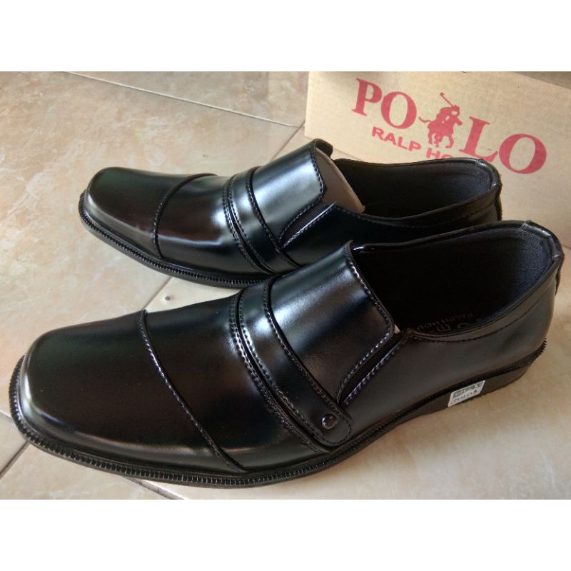 sepatu Pantofel pria casual/sepatu resmi/Sepatuformal/ kantor/sepatu kantor berkwalitas/sepatu harian/sepatu terlaris /sepatu pantofel terlaris /sepatu murah meriah/Sepatu pantofel hitam/ kantor mewah