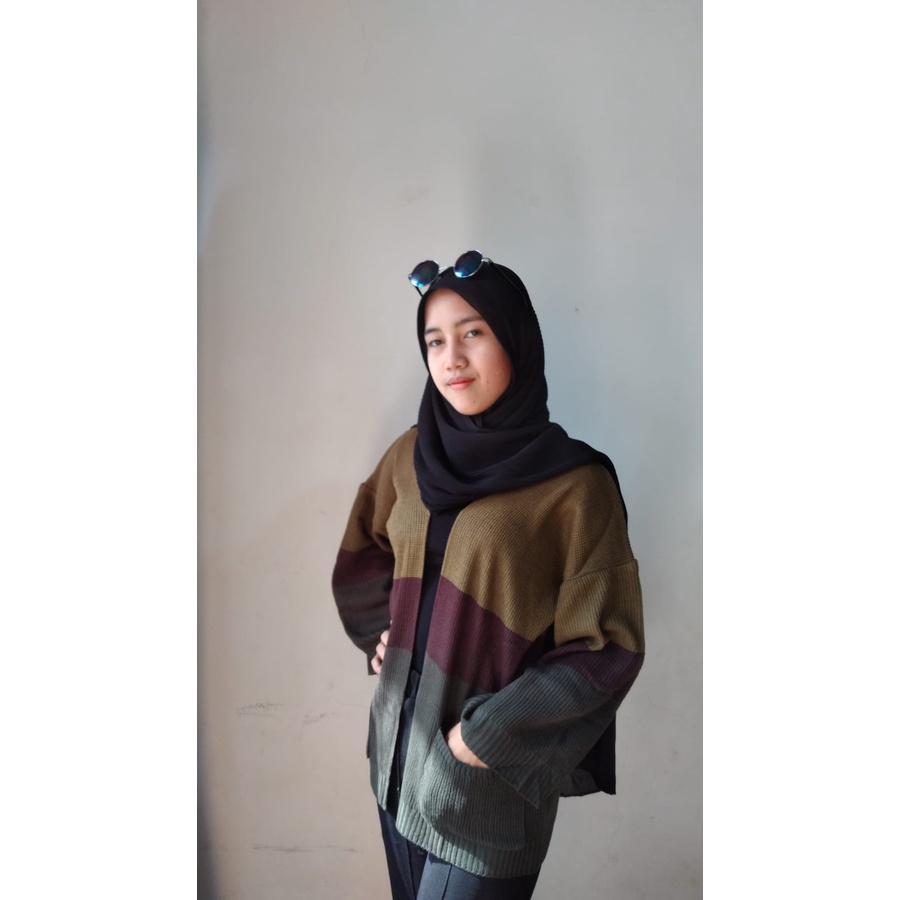 Cameroon Cardy Trizone Tangan Panjang Sweater Rajut Wanita Terbaru 2021 Kekinian