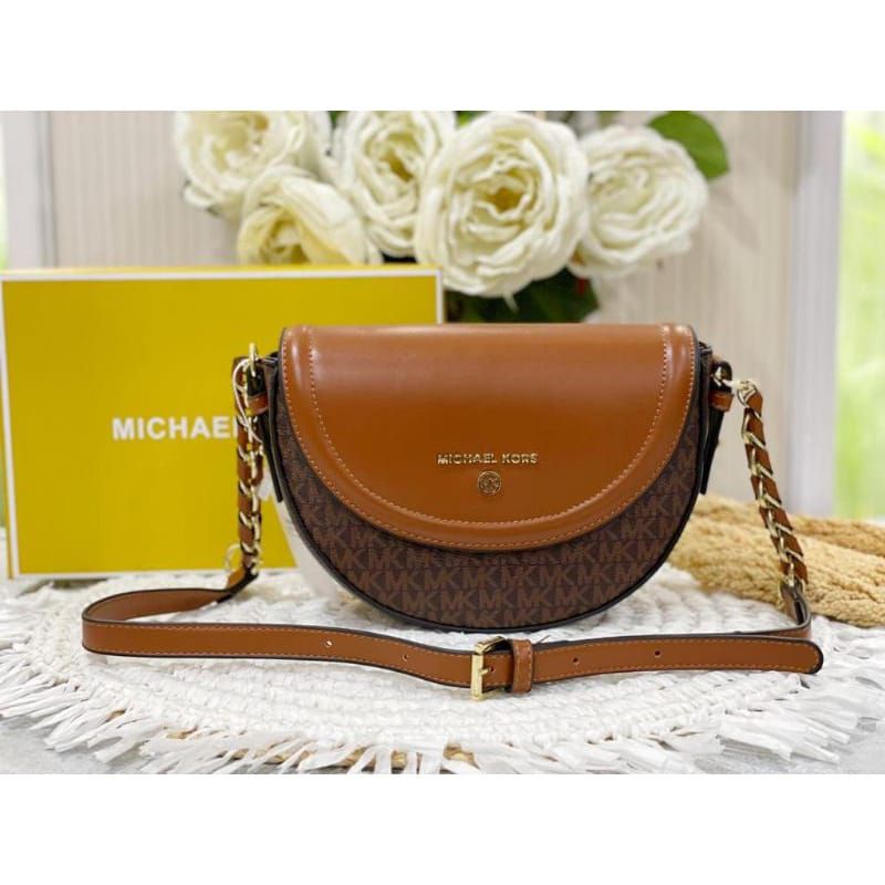 Mic*hael Kors Saddle New Tas Selempang Wanita Oval Import