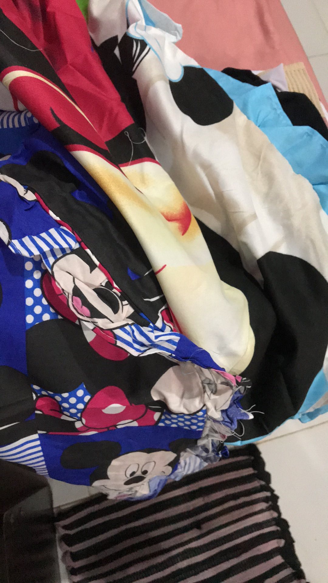 Sarung Bantal Cinta 45*90 Terbaru Karakter Dan Abstrak