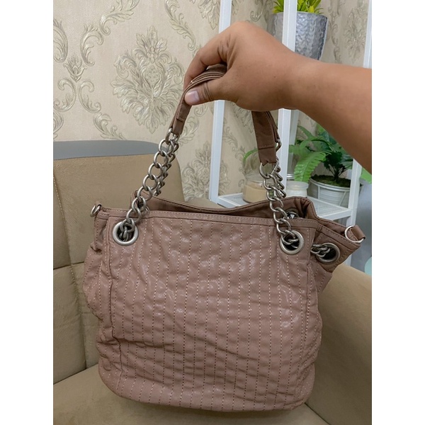 PRELOVED TAS RANTAI TOTE