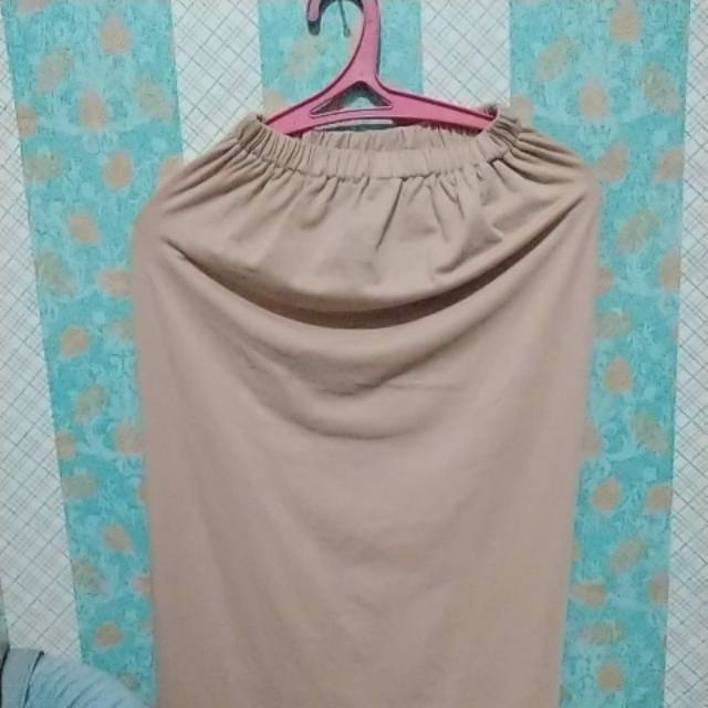 Rok span warna mocca