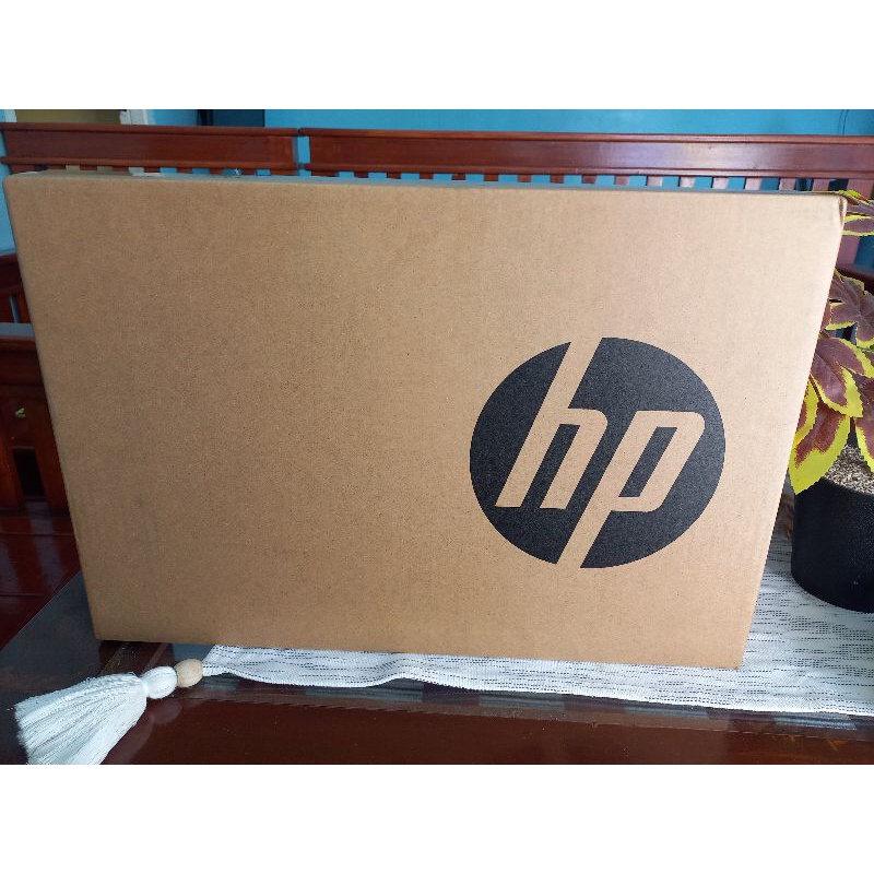 hp240g8