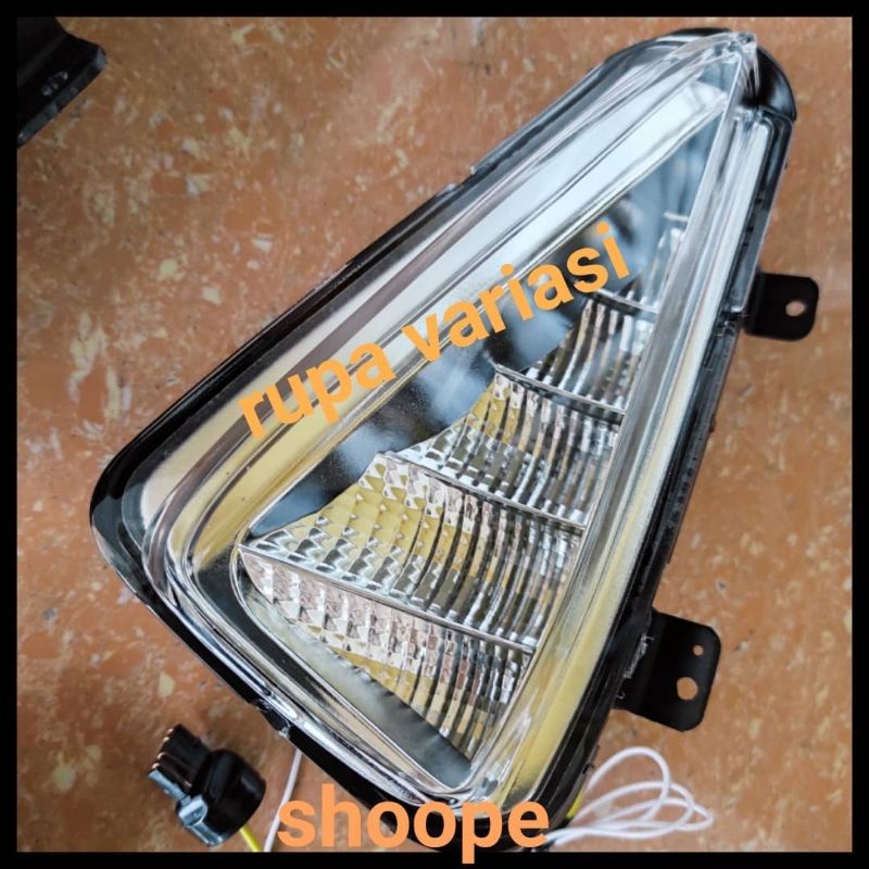 LAMPU DRL DEPAN FOGLAMP BUMPER TOYOTA INNOVA INOVA REBORN 2021 NYALA LED PUTIH RUNNING SEQUENTIAL KUNING