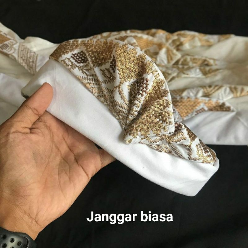 Set Saput Udeng Putih Semi songket