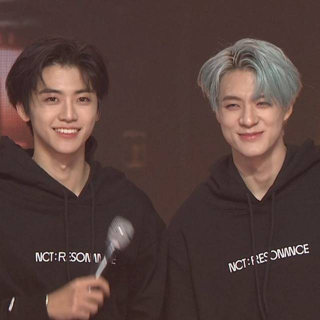 Sweater Hoodie Resonance || NCT hoodie premium || kpop Hoodie||