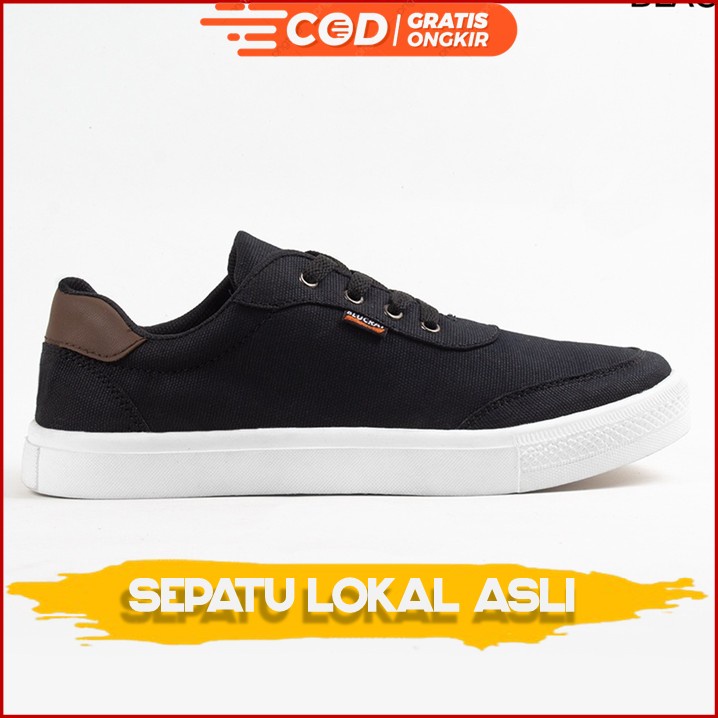 Sepatu Sneaker Sneakers Casual Pria Yang Nyaman Dipakai Model Bagus Keren Kekinian Bahan Ori Origina