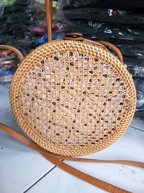 TAS ROTAN JALA