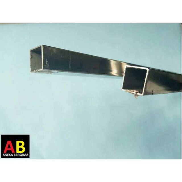 Hollow Stainless Steel Mirror 1.5cm x 1.5cm Tebal 1mm 149.5cm