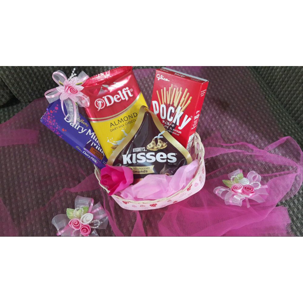 

Paket Coklat Valentine 2 Limited