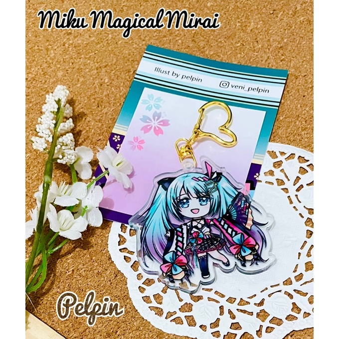 gantungan kunci vocaloid 6cm miku magical mirai anime hatsune miku bening 6cm double side besar