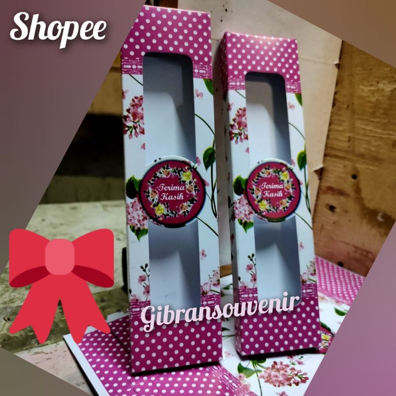 

Box solet / bok sisir