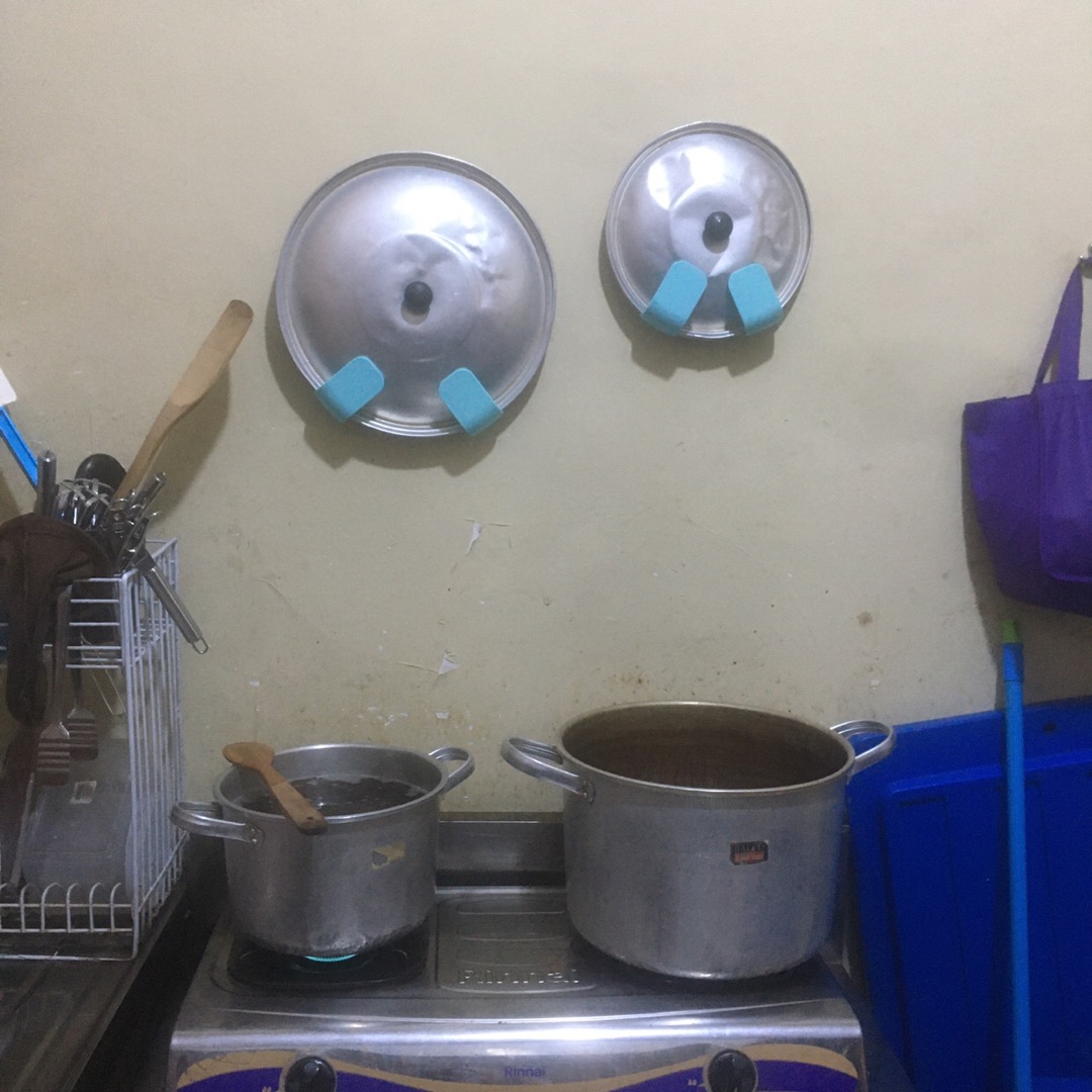 Penyangga Tutup Panci Holder Tutup Panci Gantungan Rak