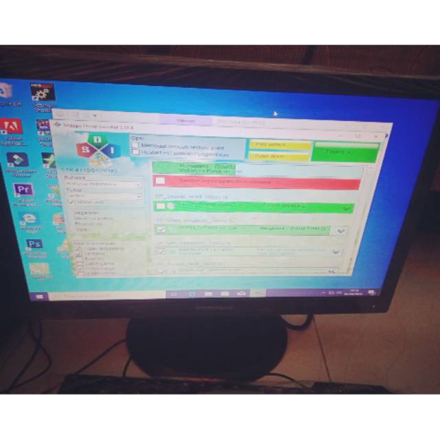 Lcd monitor 19 inc wide