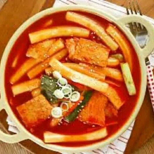 

978qW Topokki Tok /Rice Cake Korea 300Gr W5Q0112