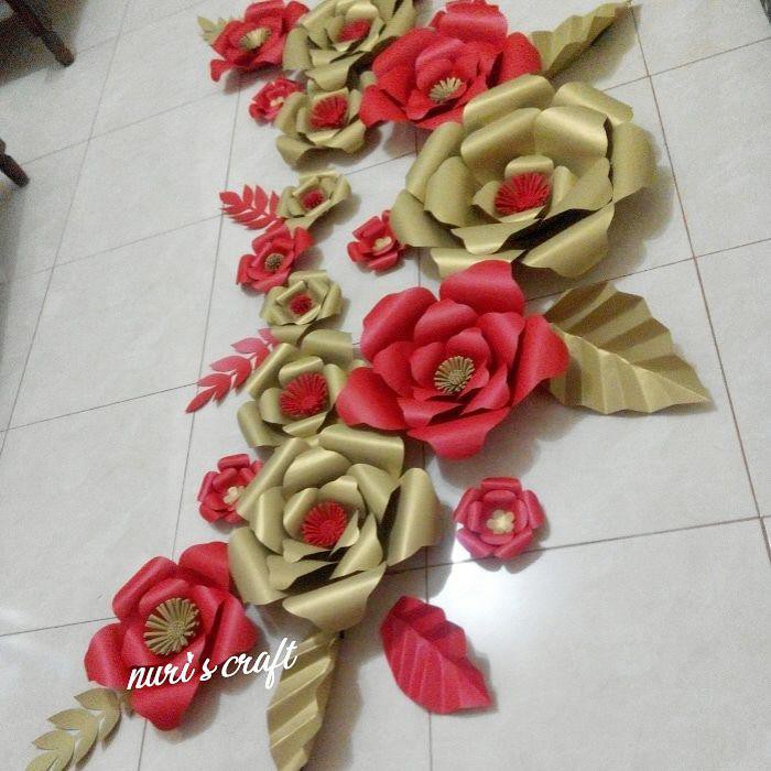 

Paper Flower Red and Gold Combination
