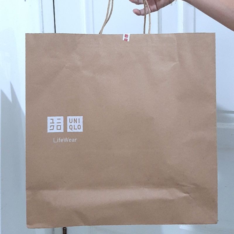 

PAPERBAG UNIQLO ORI XL (OXL)