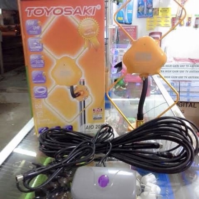 Antena Digital TV Outdoor Indoor TOYOSAKI AIO 200 Gratis Kabel 10 M