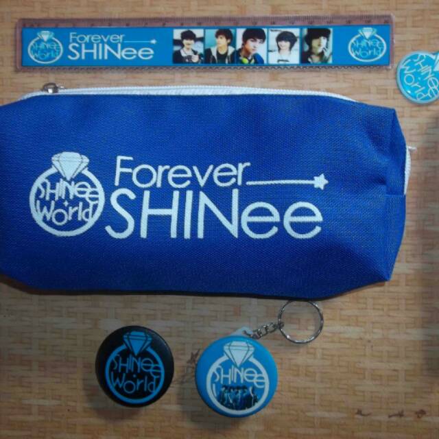 

Paket pencase Shinee