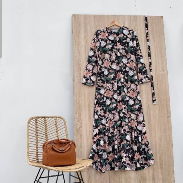 TROPICAL DRESS