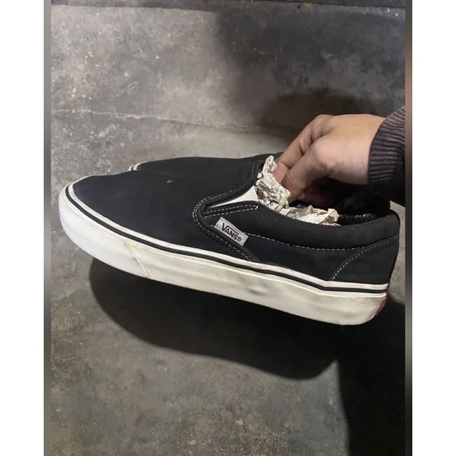 Vans slip on black second bekas