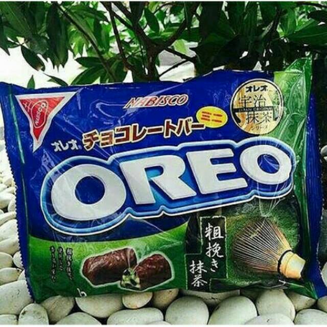 

oreo matcha bar